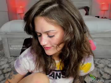webcam girl kayribbons capture image #1939682