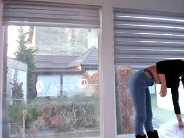 webcam girl white_snow_ capture image #842101