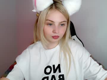 webcam girl shy_blondiee capture image #5141887