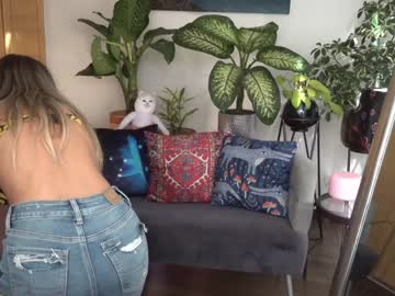 webcam girl beyllove_d capture image #2383102