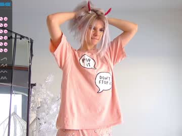 webcam girl careful_i_bite capture image #4632493