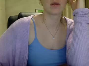 webcam girl girlwiththelotustattoo capture image #2129862