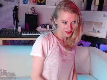 webcam tranny realjuliajane capture image #1537498