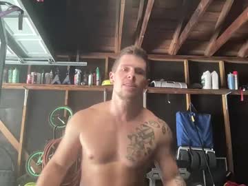 webcam man browneyedmuscleboy32 capture image #5492768