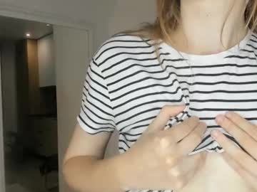 webcam girl lynncodrington capture image #5563048