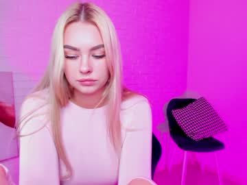 webcam girl 8a8y_nura capture image #1520429