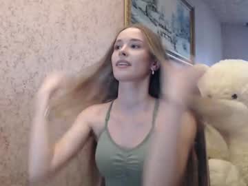 webcam girl ariana_777 capture image #2401160