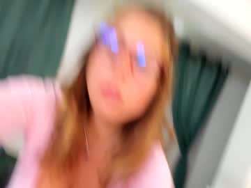 webcam girl dulceyjohn capture image #4880666