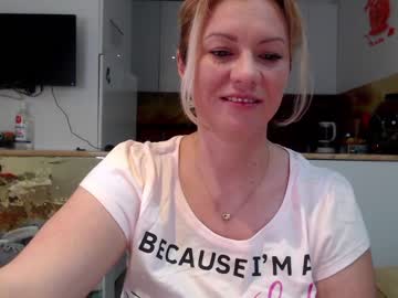 webcam girl kiradivine capture image #2884251