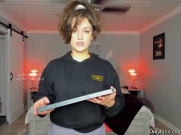 webcam girl kayribbons capture image #1940049