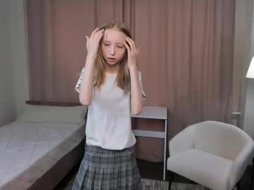 webcam girl lynetcheckley capture image #5629772