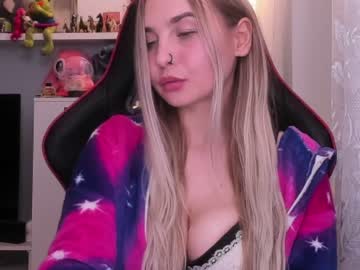 webcam girl sweetmila1 capture image #4098717
