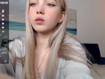 webcam girl small_blondee capture image #2285546