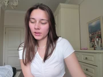 webcam girl eleonora_linn capture image #3379500