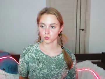 webcam girl shy_mirabel capture image #3162065