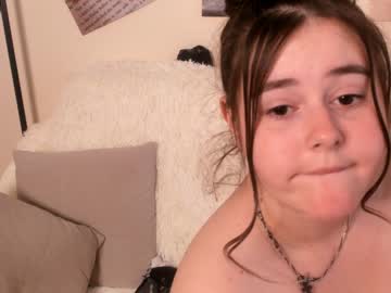 webcam girl emilia_me capture image #2641993