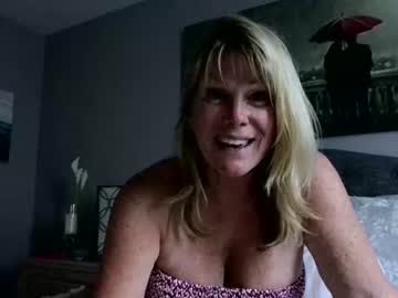 webcam girl daniluvs2 capture image #3210407