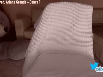 webcam girl hollyextra capture image #1410517