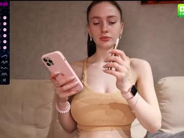 webcam girl fallen_angel_18 capture image #2143396