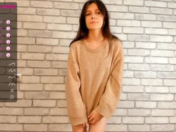 webcam girl carolynjacquelins capture image #4406202