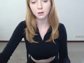 webcam girl sweet_shy_shy capture image #3004945