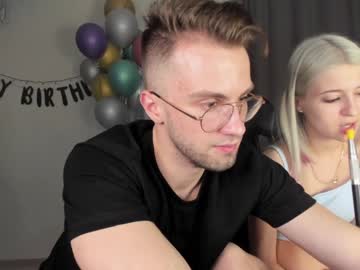 webcam couple dominant_family capture image #2280368