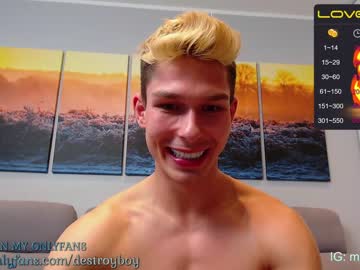 webcam man destroy_boy capture image #4209249