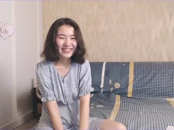 webcam girl kikicola capture image #1730676