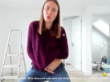 webcam girl eatmypie69 capture image #1129332