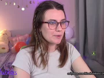 webcam girl blue_bubbles118 capture image #3595203