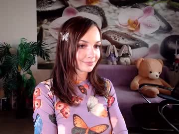 webcam girl jennycutey capture image #3070356