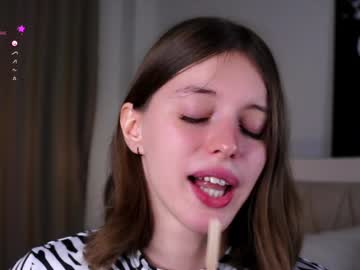 webcam girl aislyfarran capture image #5581432