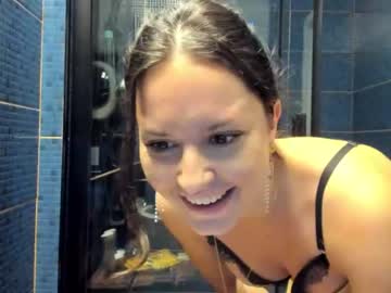 webcam girl michi_souffl capture image #1935105