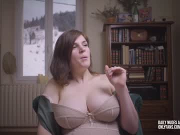 webcam girl claire_moulin capture image #1598094