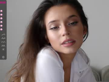 webcam girl isia_slay capture image #1436079