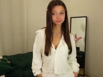 webcam girl miarouxie capture image #5635104