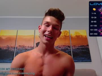 webcam man destroy_boy capture image #3788401