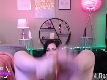 webcam girl milf_lacey capture image #1982230