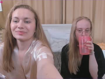 webcam couple caitlinkings capture image #5480520