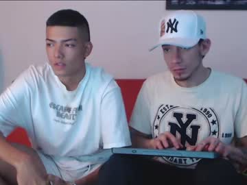 webcam man fratguysonline capture image #4082669