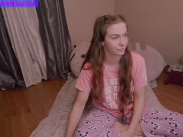 webcam girl chroniclove capture image #4561338