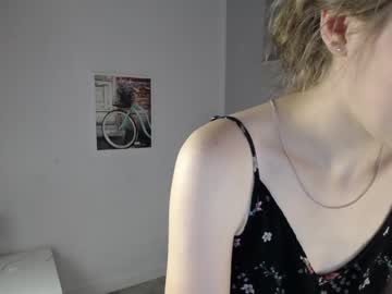 webcam girl lana_heisstt capture image #871177