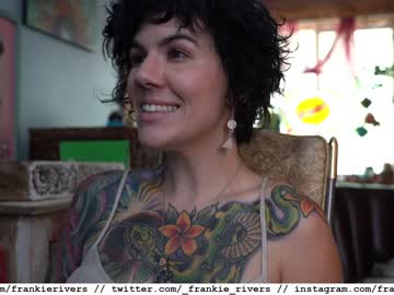 webcam girl _frankie_rivers capture image #3652080