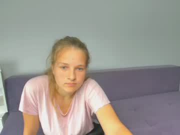 webcam girl dina__di capture image #3638029