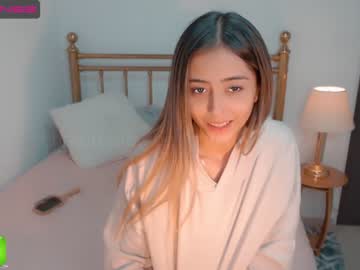 webcam girl gummy_bear7 capture image #413060