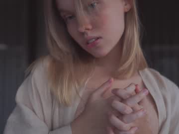 webcam girl bibi_it_is capture image #5176090