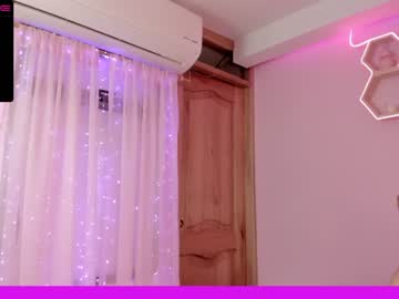 webcam girl bella_adams_ capture image #2381724
