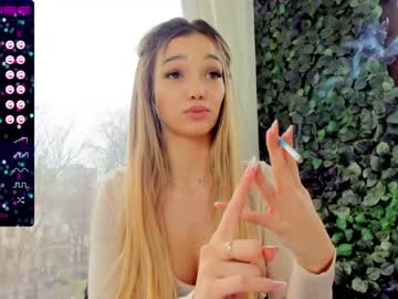 webcam girl sassyt33n capture image #5301602