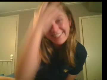 webcam girl littleyara capture image #4031259