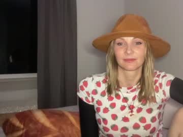 webcam girl kaileeshy capture image #2141176